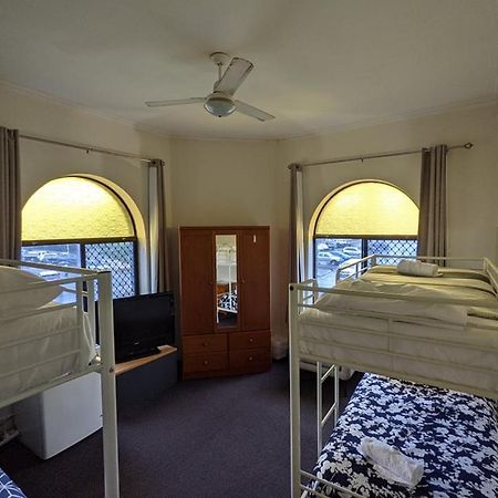 Australian Hotel Балліна Екстер'єр фото