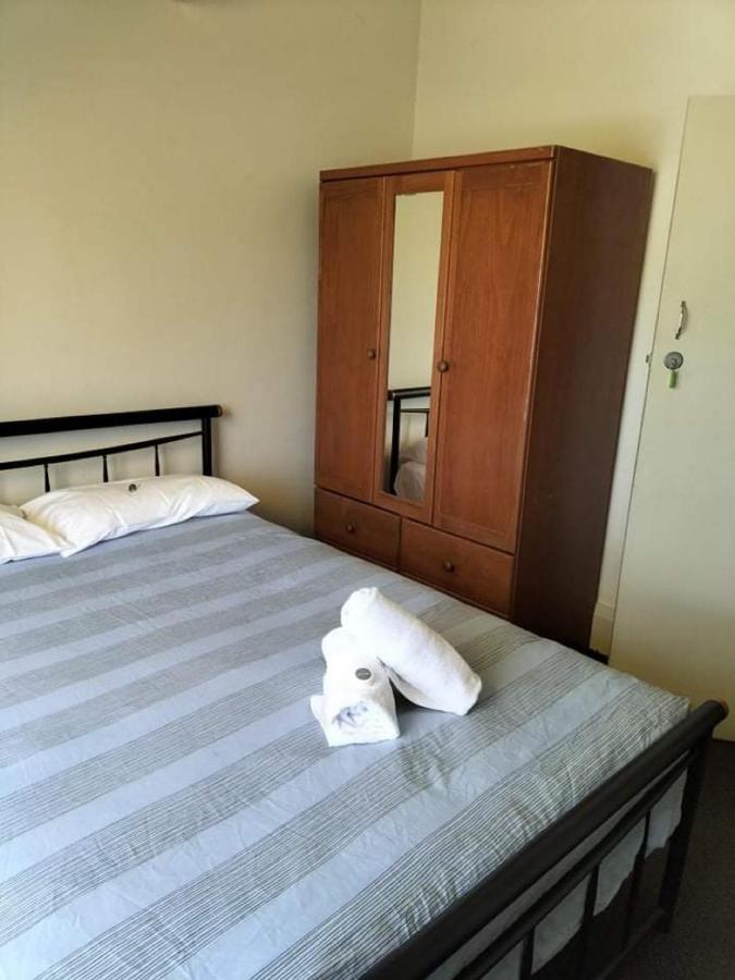Australian Hotel Балліна Екстер'єр фото